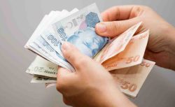 Emeklilere 32.000 TL kararı! Halkbank hesabına paralar yatıyor!