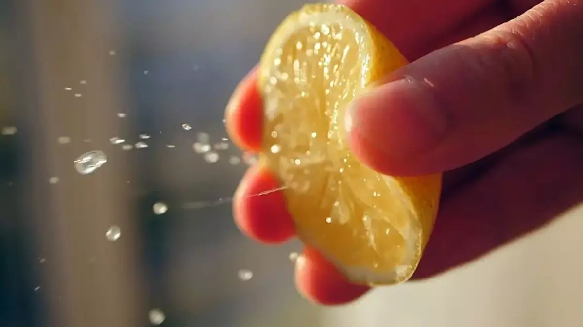 MEĞER KOLAY YOLU BU İMİŞ! Limon Suyu Çıkarma Sırrı Ortaya Çıktı